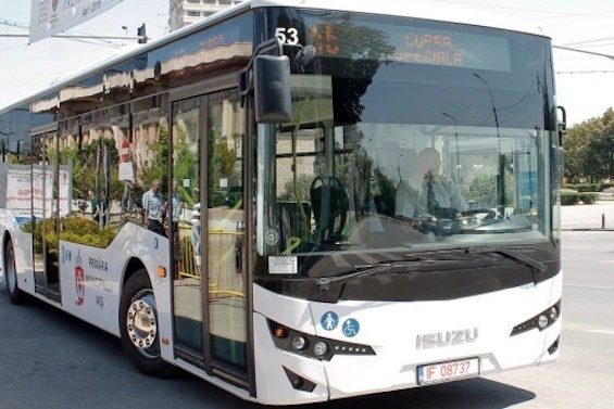 autobuze-isuzu