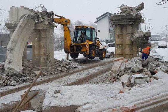 poarta-cimitir-evreiesc