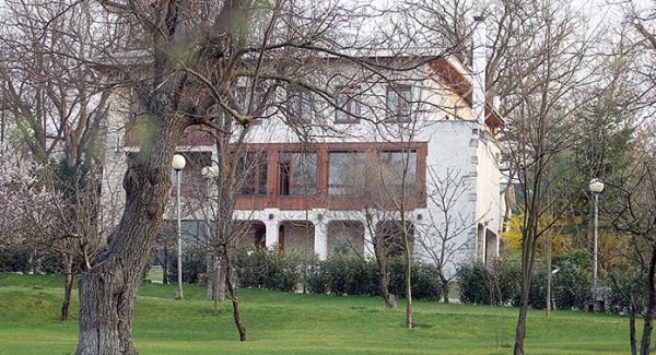 casa-oaspeti-ceausescu
