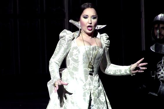 elena-mosuc