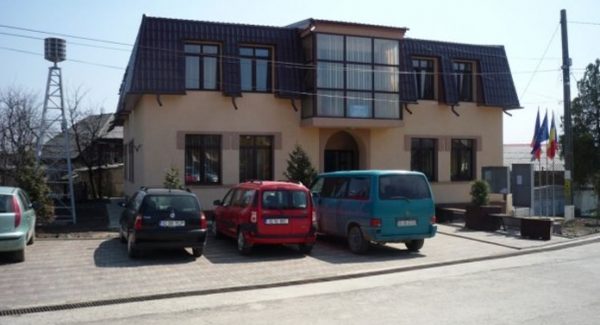 primaria-oteleni