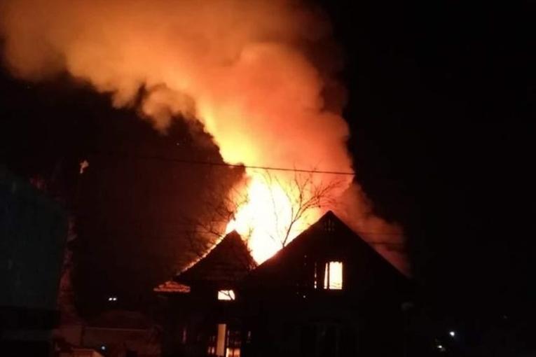 incendiu-barbat-arsuri