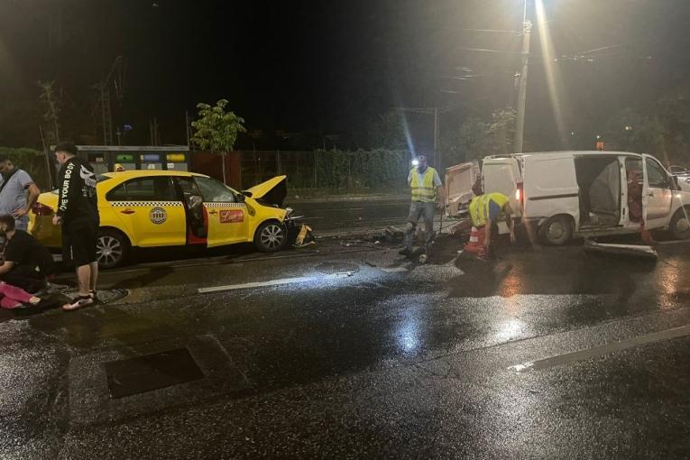 accident-taxi-Iasi