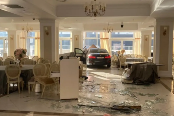 bmw-restaurant