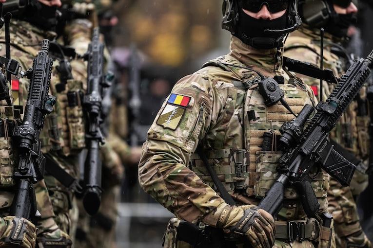 militar