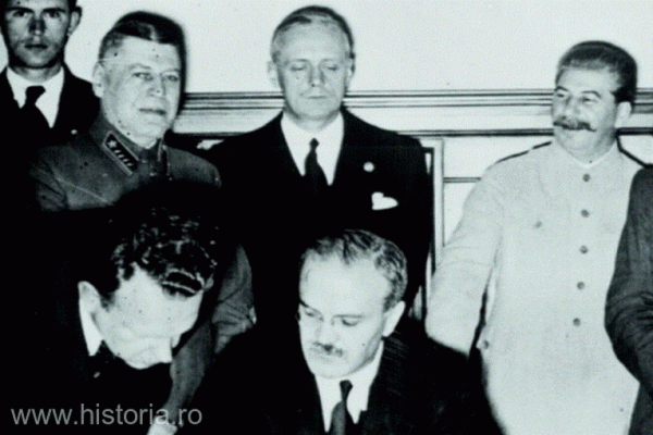 pactul-Ribbentrop-Molotov