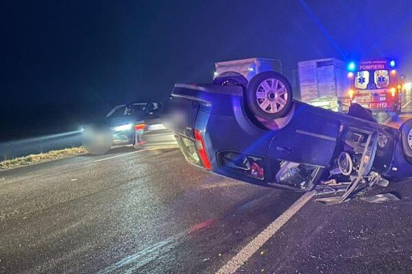 accident-masina-rasturnata
