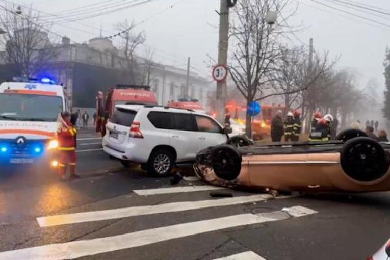 accident-Bentley
