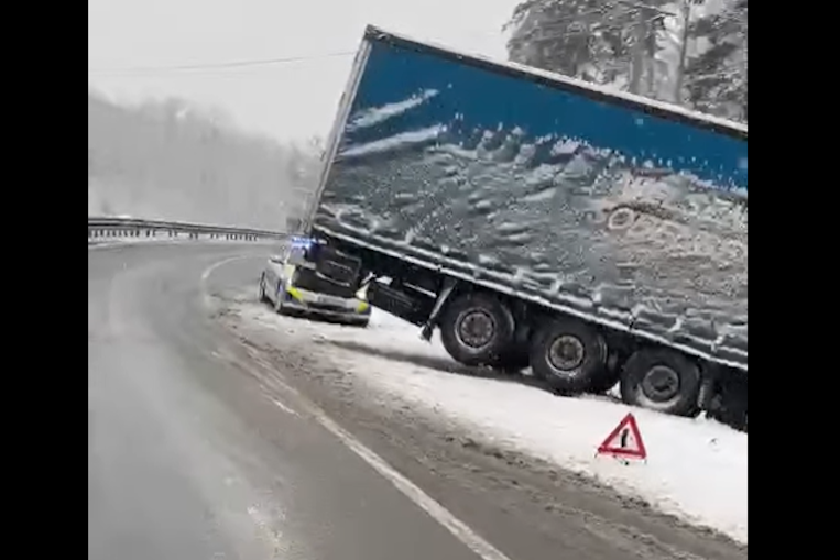 accident-tir-iarna