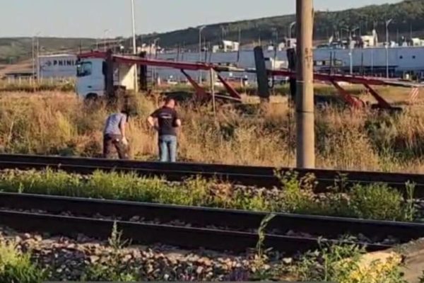 sinucidere-tren